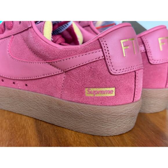 Athletic_Shoes